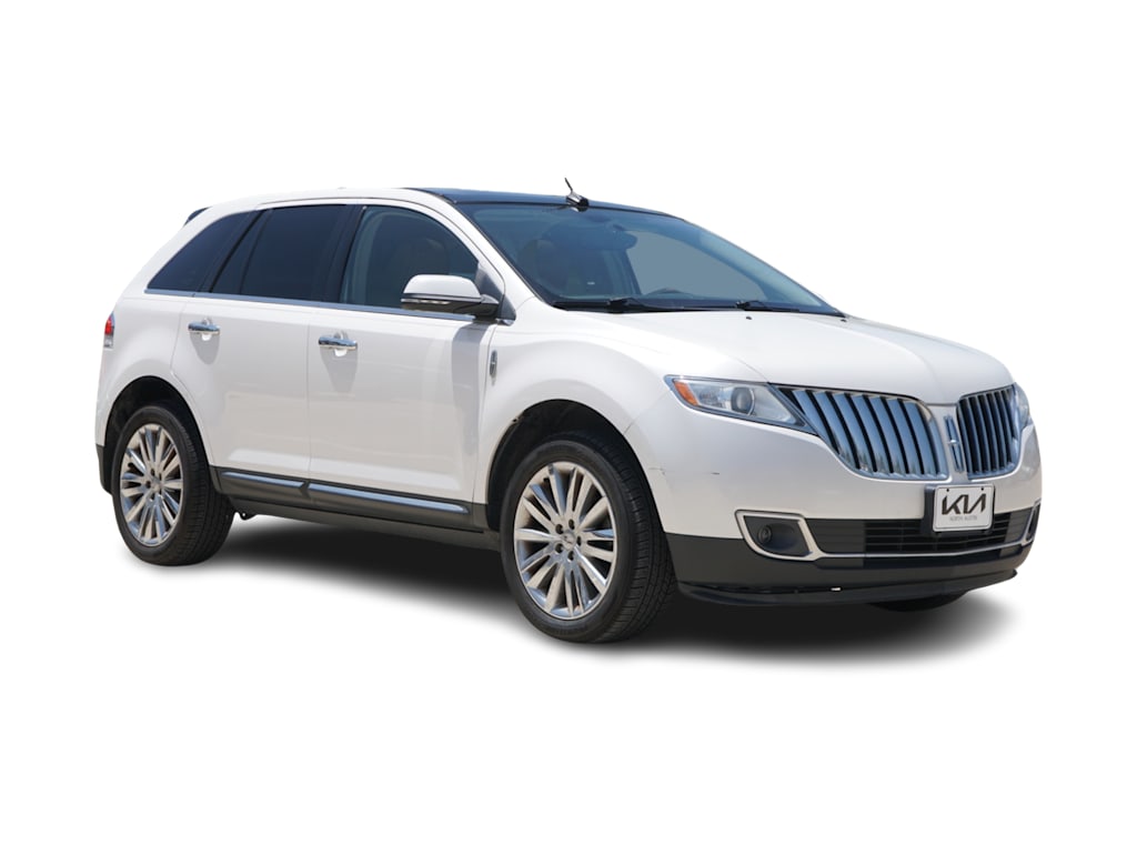 Thumbnail: 2015 Lincoln MKX - 17