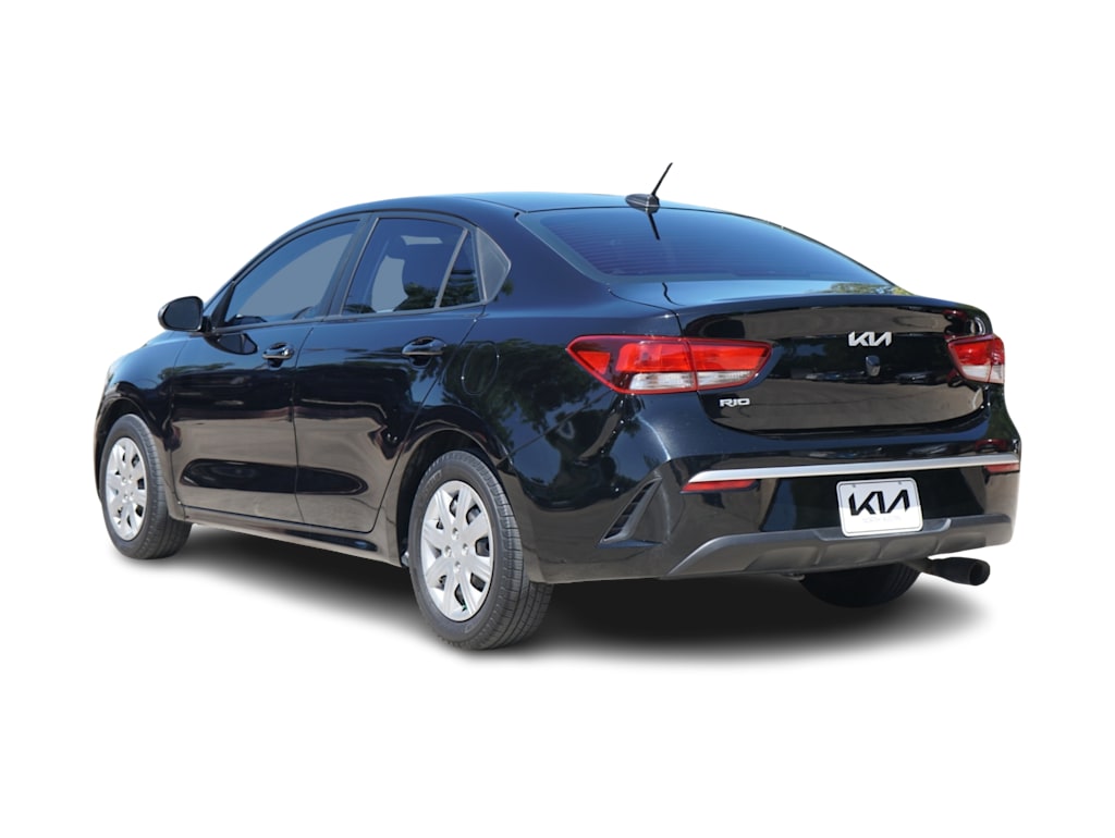 Thumbnail: 2022 Kia Rio - 4