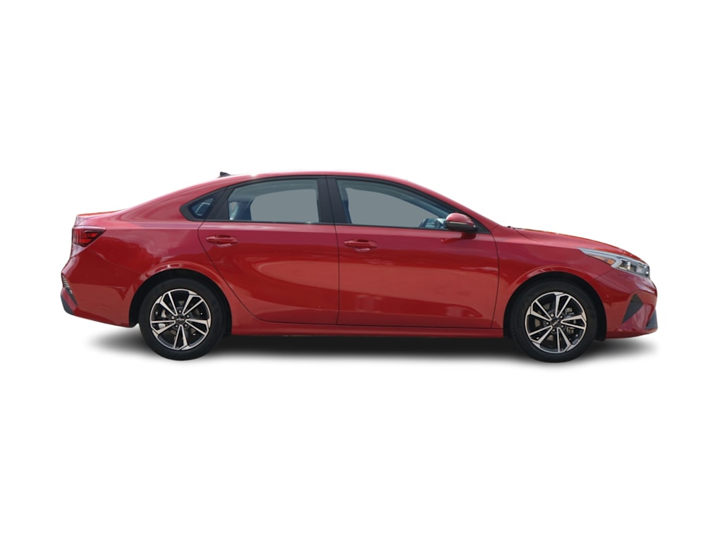 Thumbnail: 2023 Kia Forte - 15