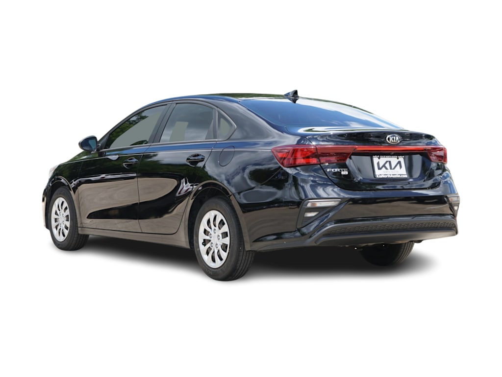 Thumbnail: 2021 Kia Forte - 4