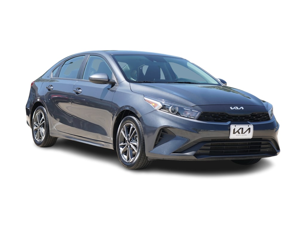 Thumbnail: 2024 Kia Forte - 16
