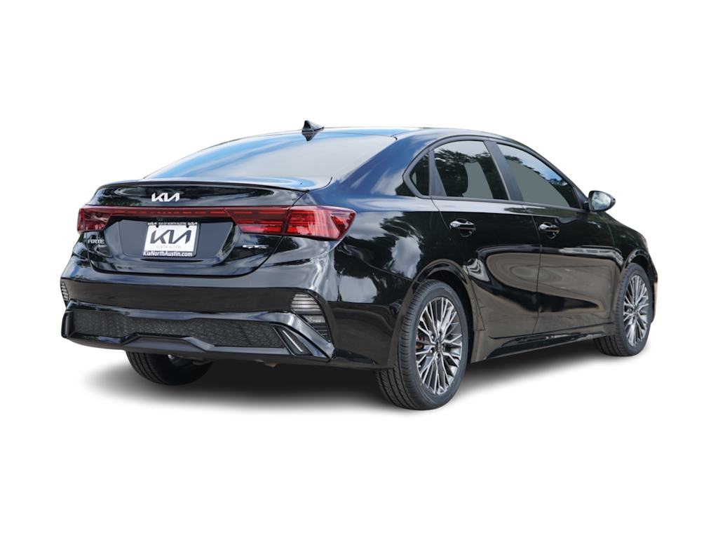 Thumbnail: 2023 Kia Forte - 14