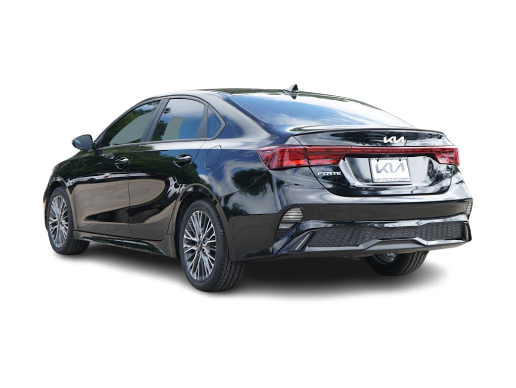 Thumbnail: 2023 Kia Forte - 4