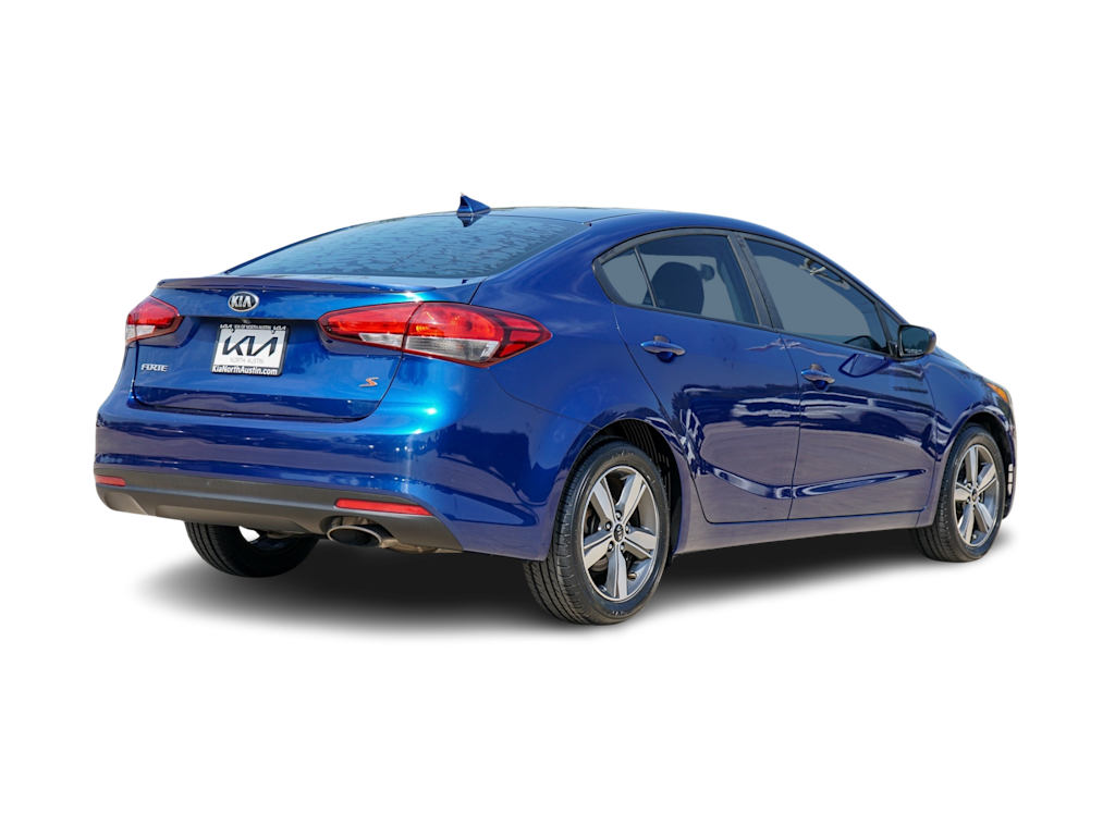 Thumbnail: 2018 Kia Forte - 14