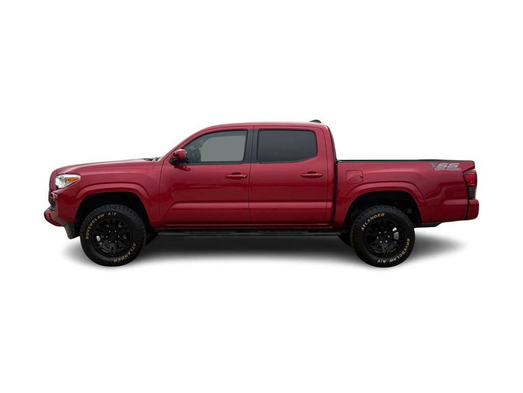 Thumbnail: 2021 Toyota Tacoma - 3