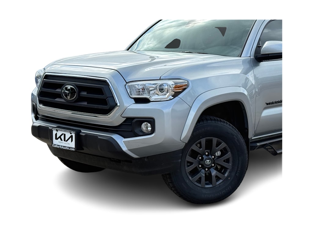 Thumbnail: 2023 Toyota Tacoma - 19