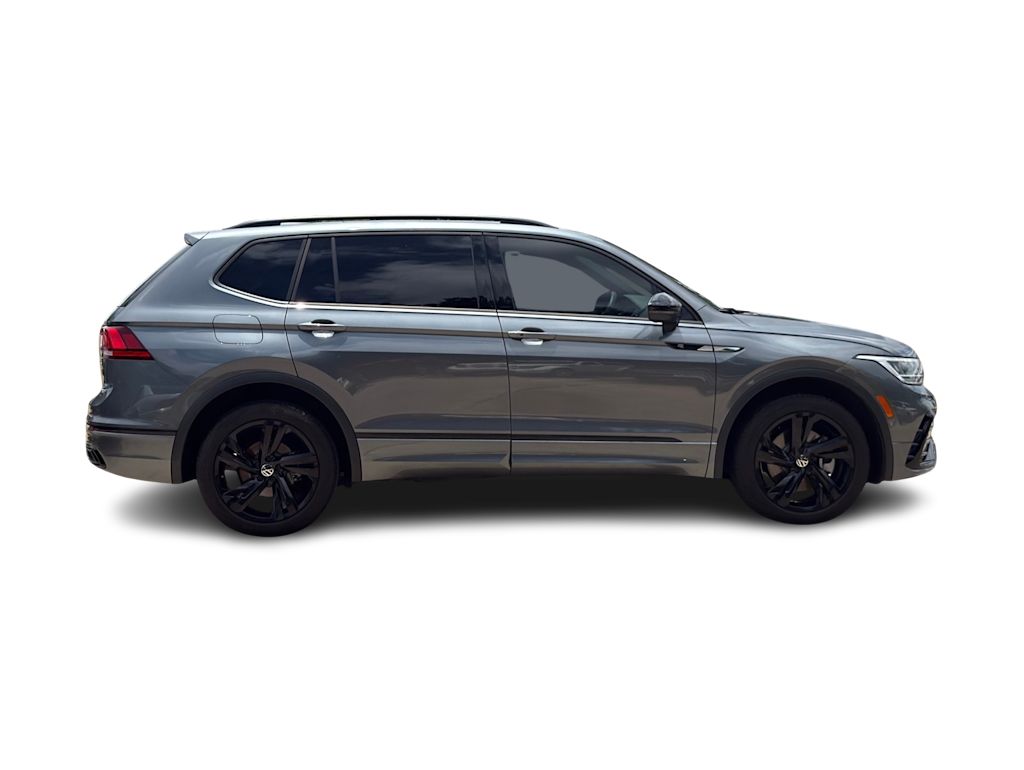 Thumbnail: 2024 Volkswagen Tiguan - 16
