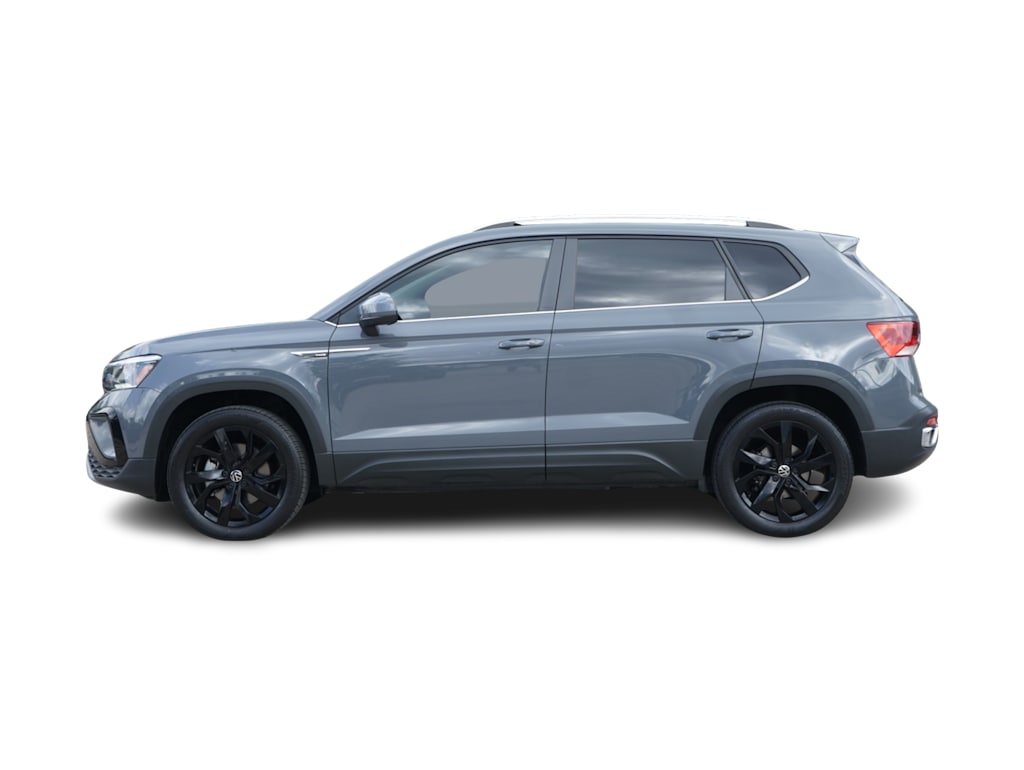 Thumbnail: 2022 Volkswagen Taos - 3