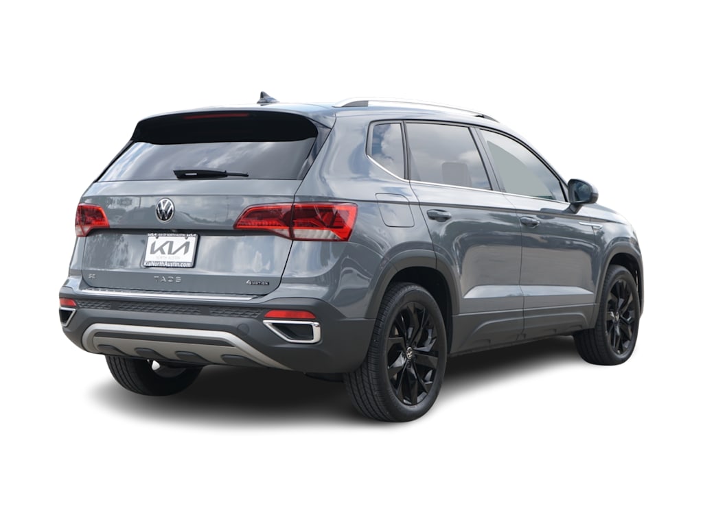 Thumbnail: 2022 Volkswagen Taos - 15