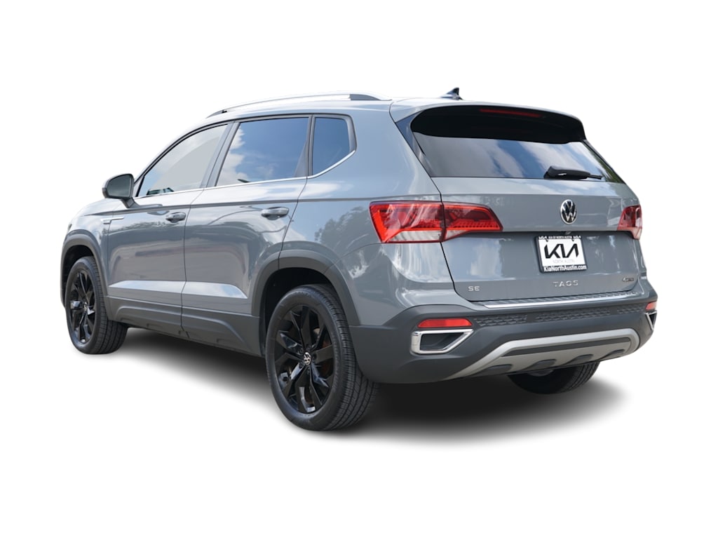 Thumbnail: 2022 Volkswagen Taos - 4