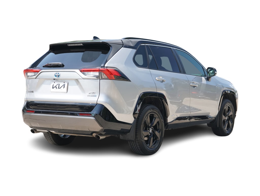 Thumbnail: 2021 Toyota RAV4 - 13