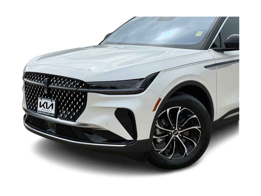 Thumbnail: 2025 Lincoln Nautilus - 17