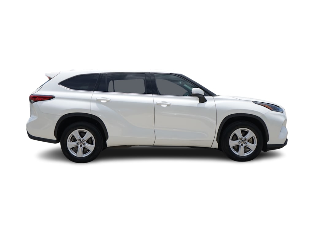 Thumbnail: 2021 Toyota Highlander - 15