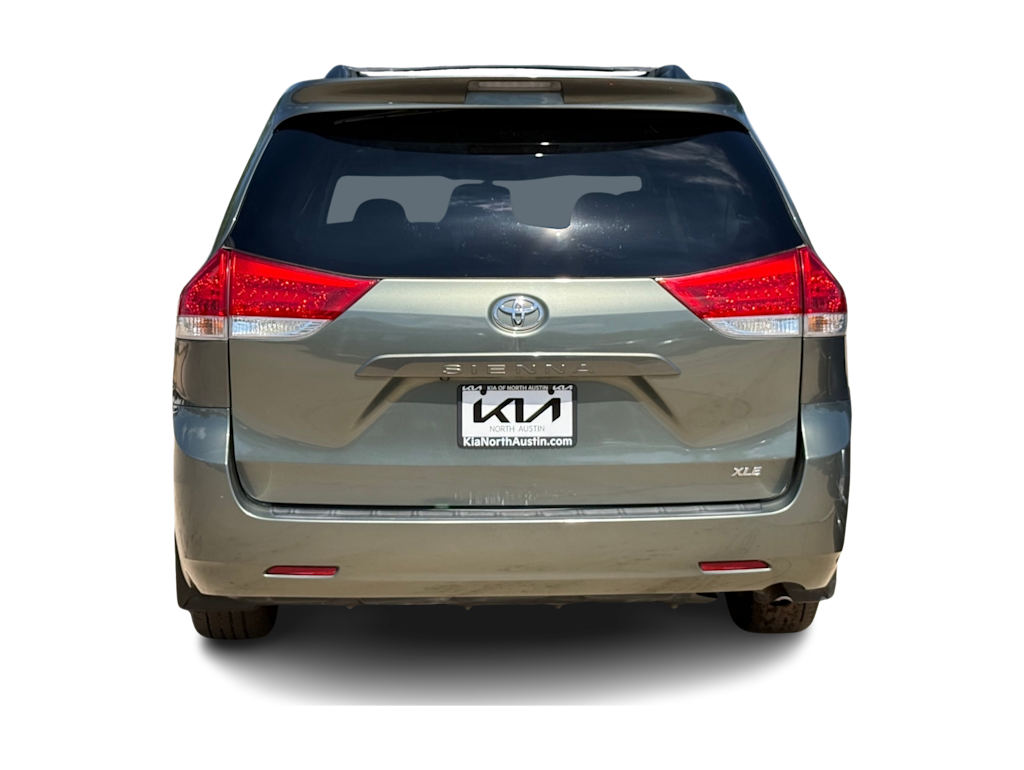 Thumbnail: 2012 Toyota Sienna - 5