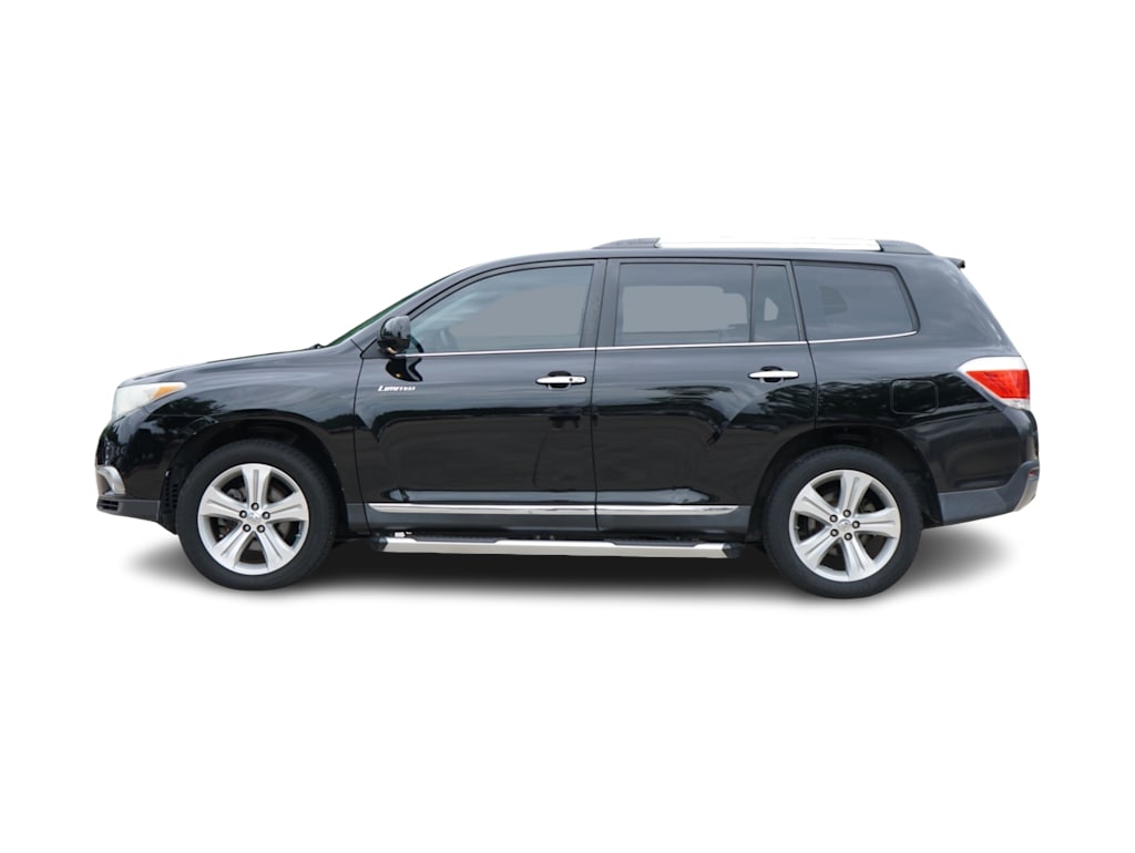 Thumbnail: 2013 Toyota Highlander - 3
