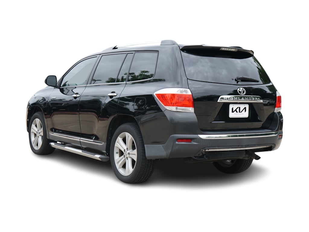 Thumbnail: 2013 Toyota Highlander - 4