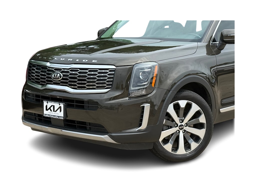Thumbnail: 2020 Kia Telluride - 17