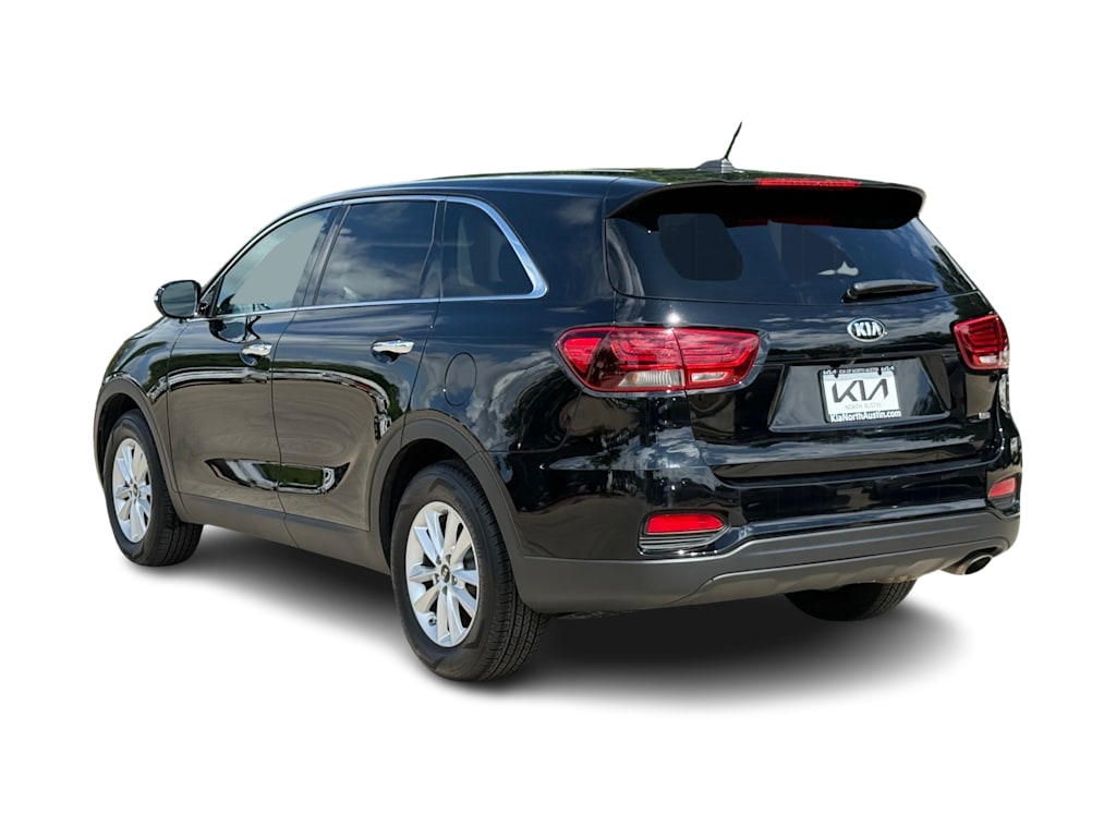 Thumbnail: 2019 Kia Sorento - 3