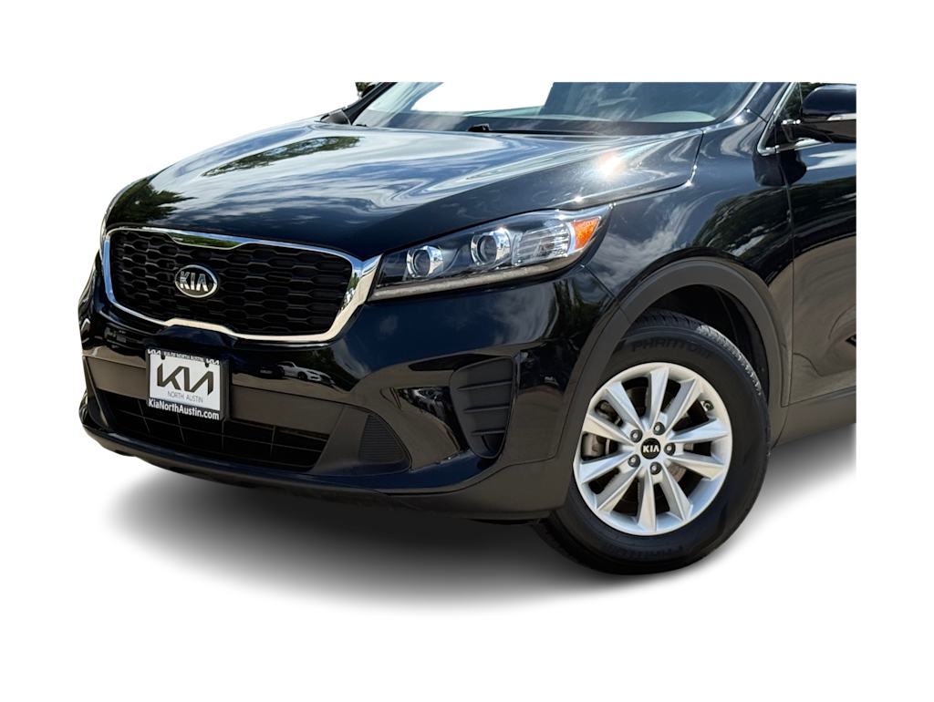 Thumbnail: 2019 Kia Sorento - 16