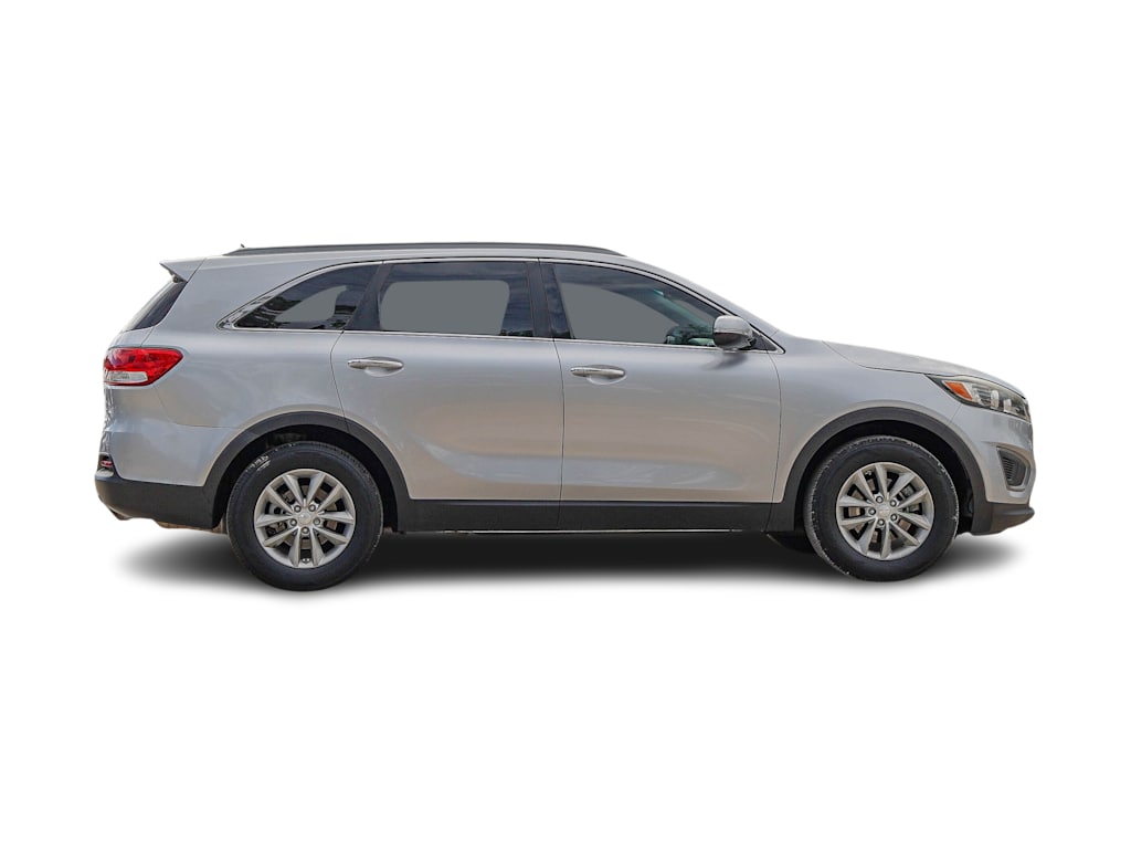 Thumbnail: 2016 Kia Sorento - 19