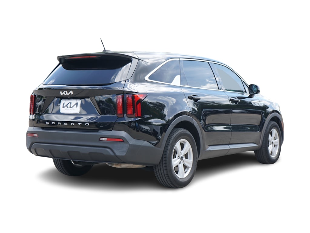 Thumbnail: 2022 Kia Sorento - 14