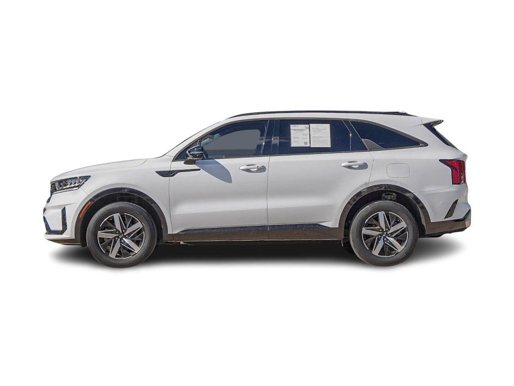 Thumbnail: 2021 Kia Sorento - 3