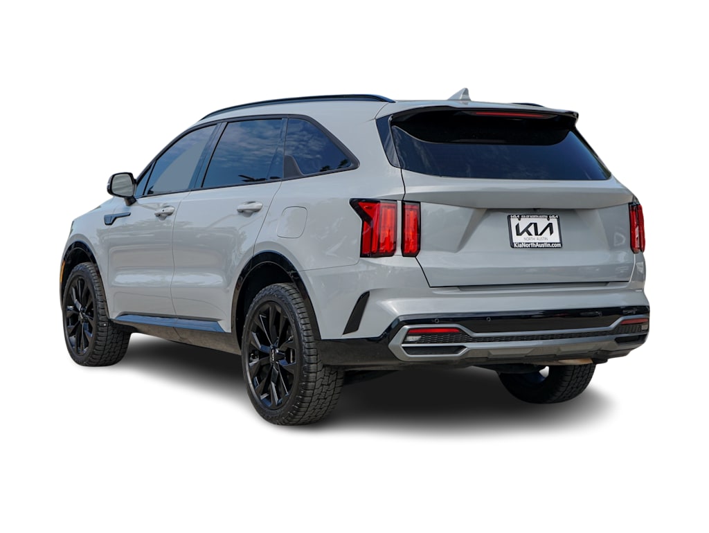 Thumbnail: 2023 Kia Sorento - 4
