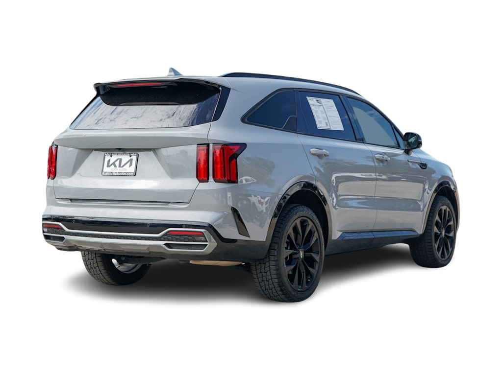 Thumbnail: 2023 Kia Sorento - 15