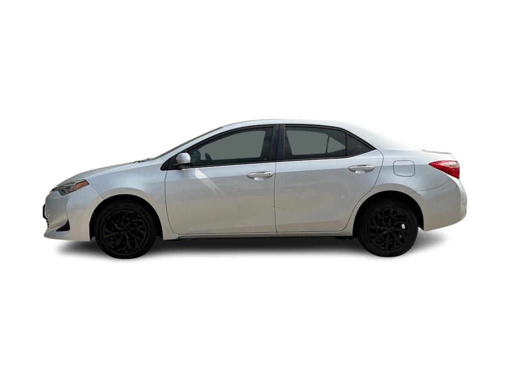 Thumbnail: 2017 Toyota Corolla - 3