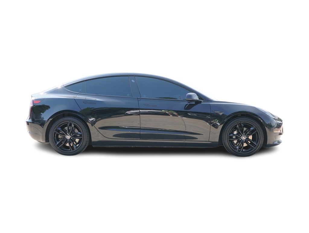 Thumbnail: 2023 Tesla Model 3 - 14