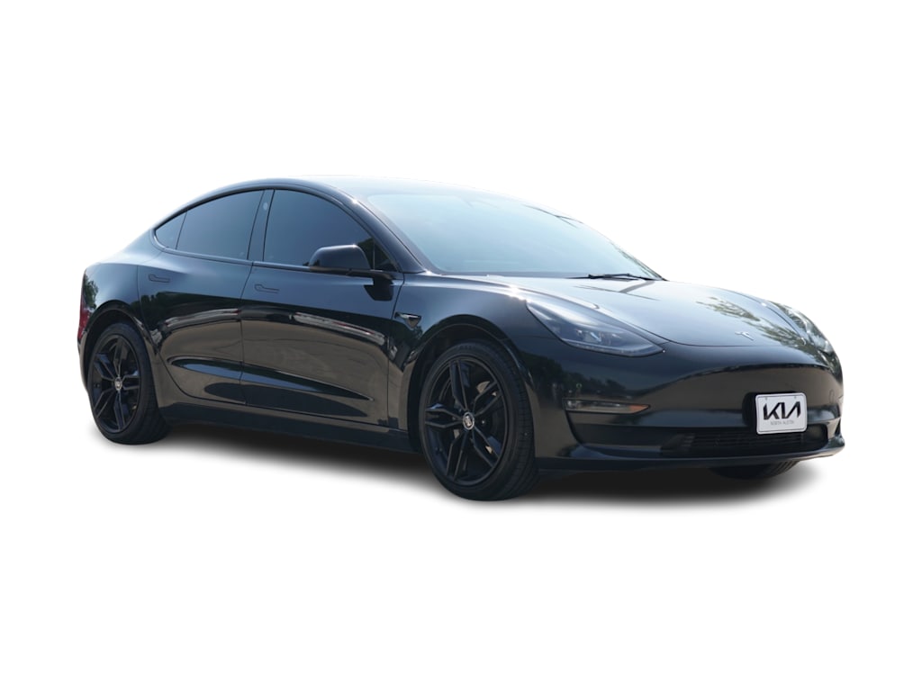 Thumbnail: 2023 Tesla Model 3 - 15