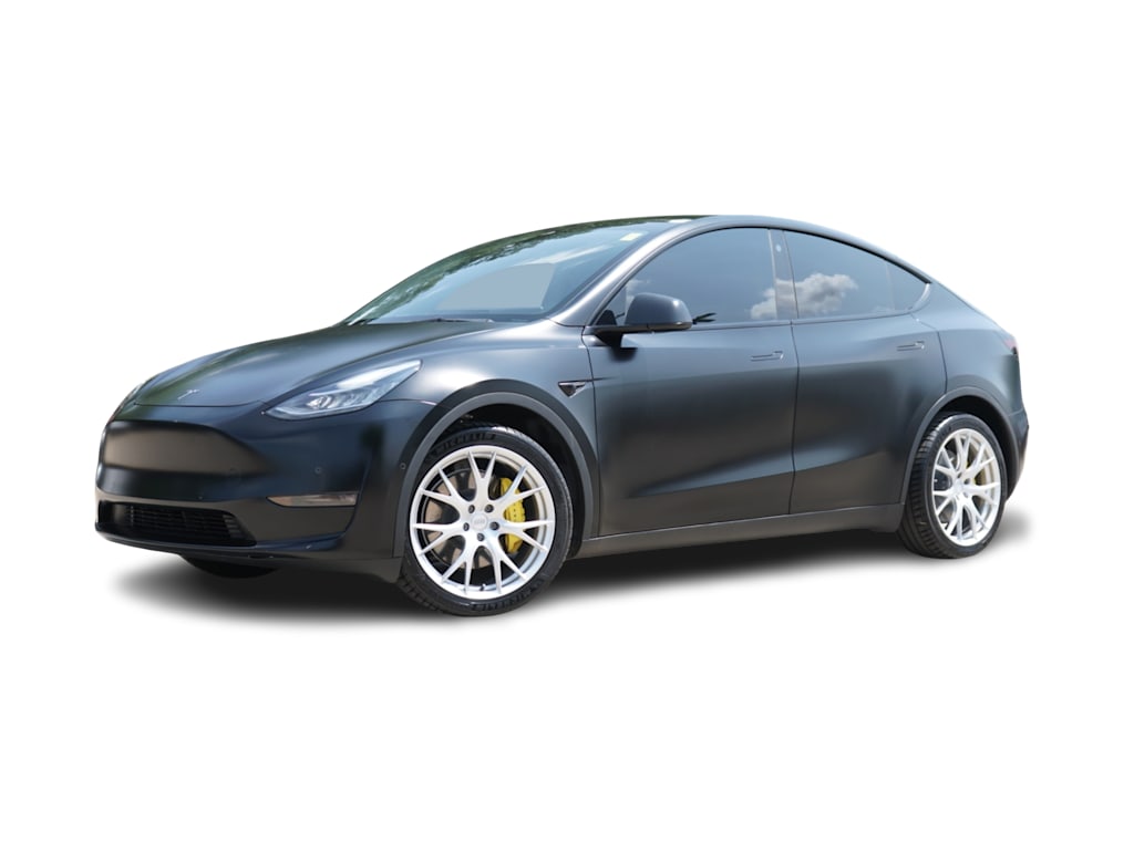 Used 2021 Tesla Model Y Long Range with VIN 5YJYGDEE0MF213239 for sale in West Allis, WI