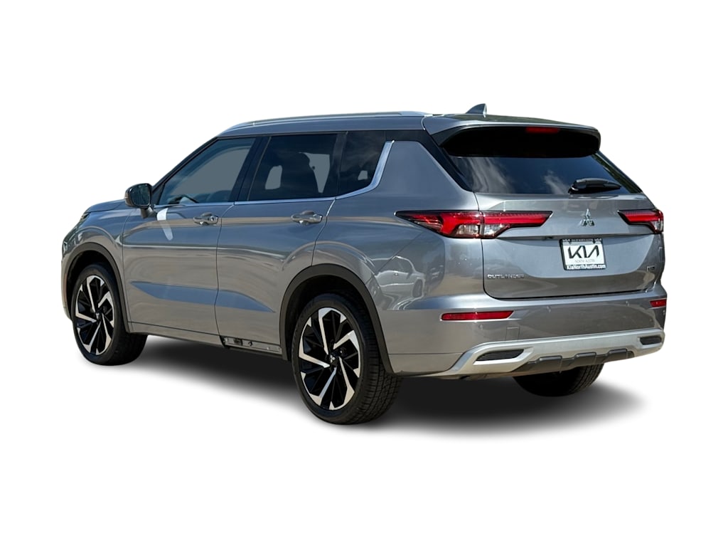 Thumbnail: 2022 Mitsubishi Outlander - 4