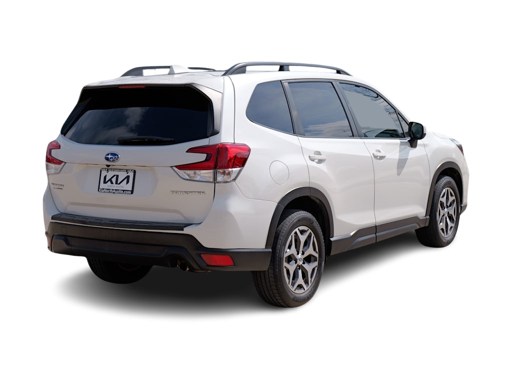 Thumbnail: 2019 Subaru Forester - 17