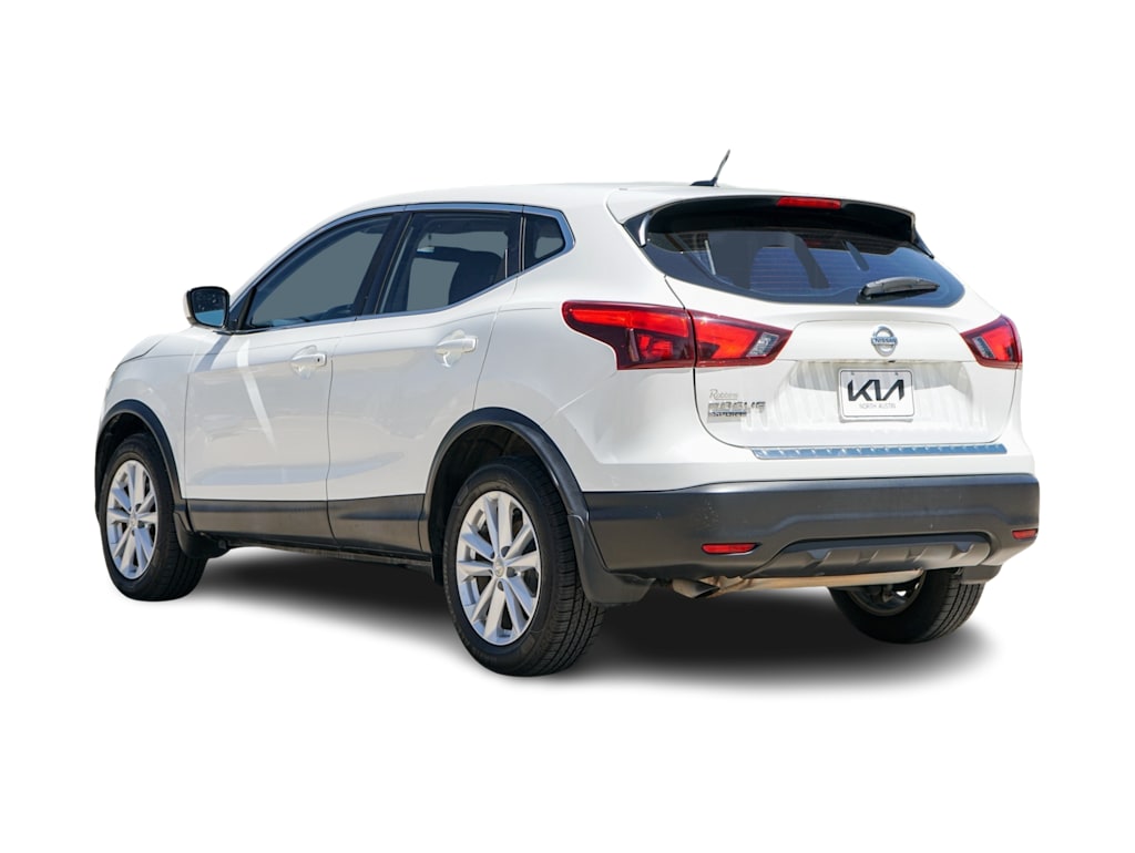 Thumbnail: 2018 Nissan Rogue Sport - 4