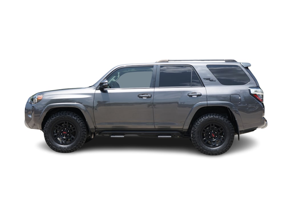 Thumbnail: 2019 Toyota 4Runner - 3