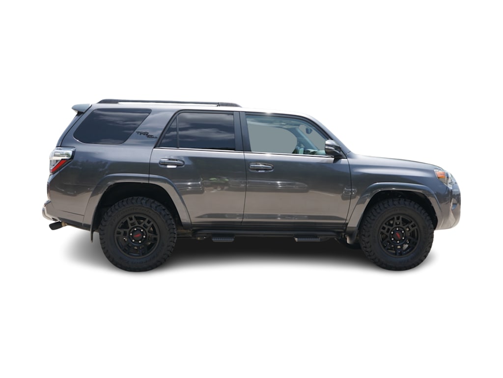 Thumbnail: 2019 Toyota 4Runner - 16