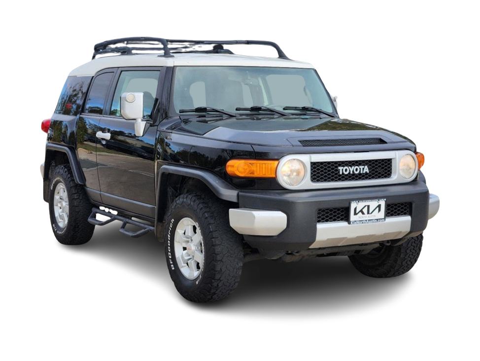 2011 Toyota FJ Cruiser Base 17