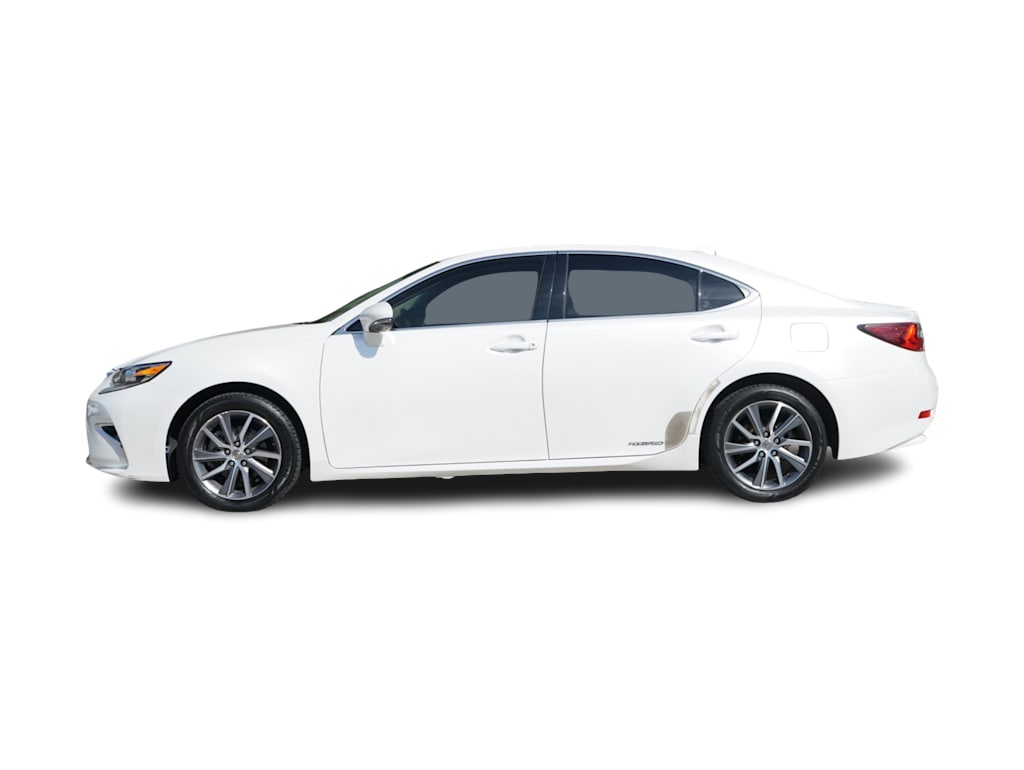 Thumbnail: 2016 Lexus ES - 3
