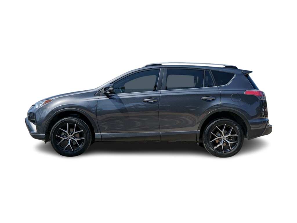 Thumbnail: 2017 Toyota RAV4 - 3