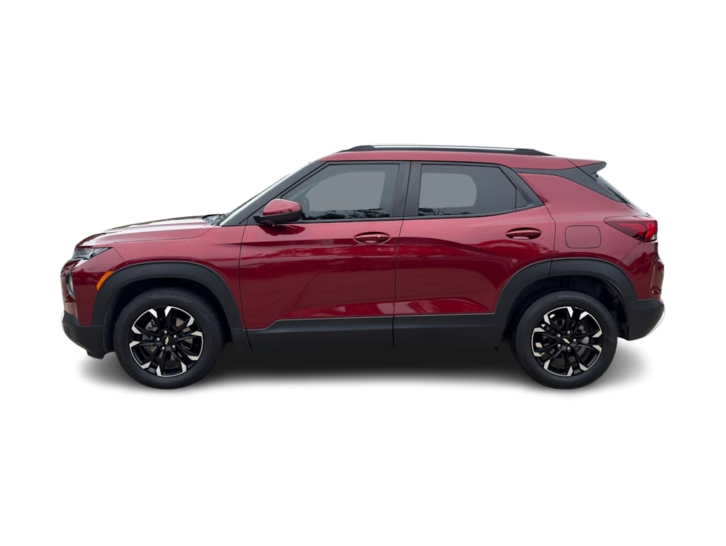 Thumbnail: 2022 Chevrolet TrailBlazer - 3