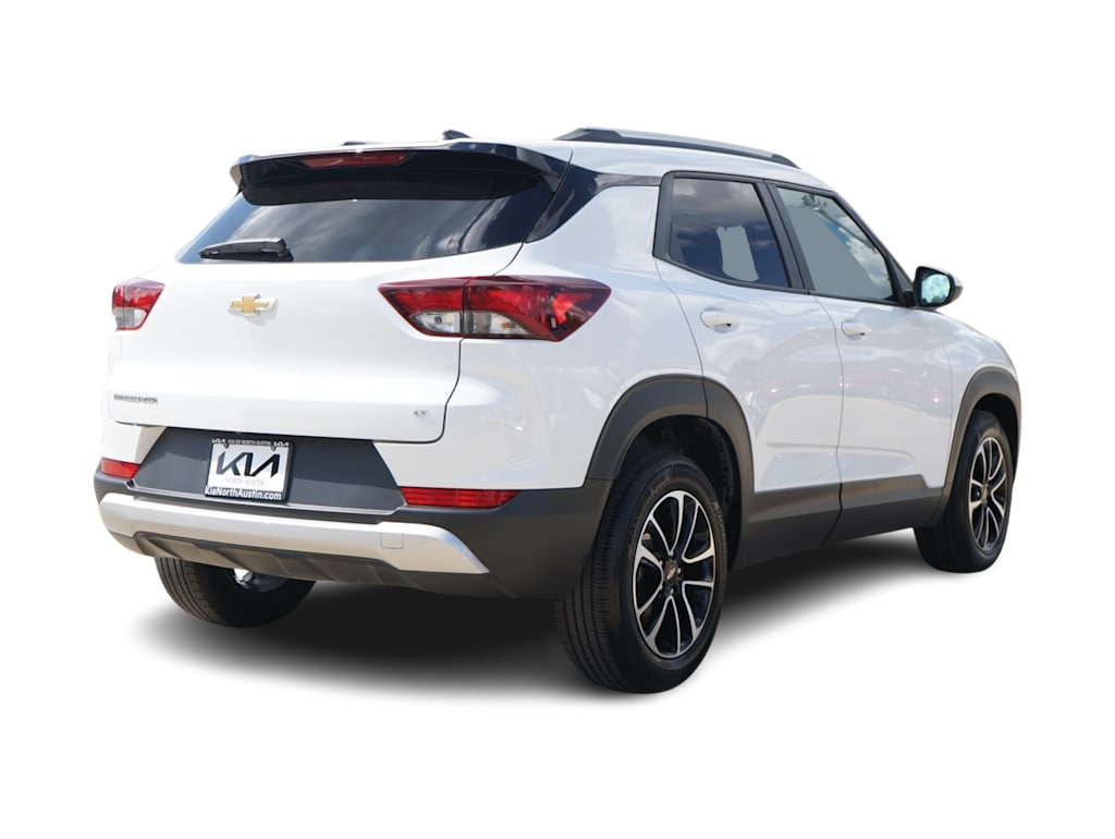 Thumbnail: 2025 Chevrolet TrailBlazer - 15
