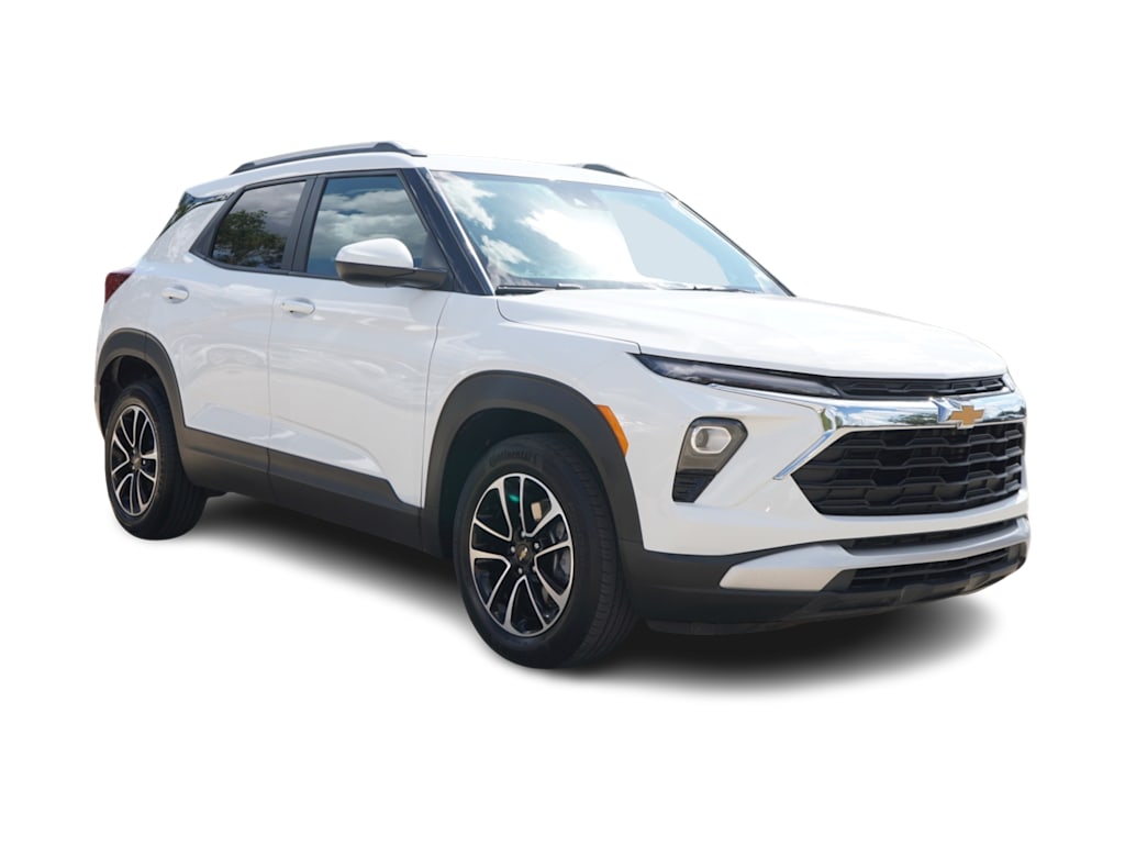 Thumbnail: 2025 Chevrolet TrailBlazer - 16