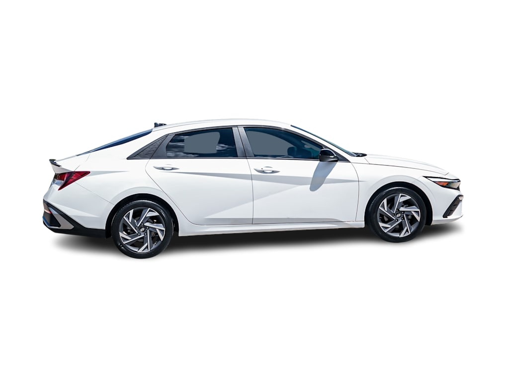 Thumbnail: 2025 Hyundai Elantra - 15