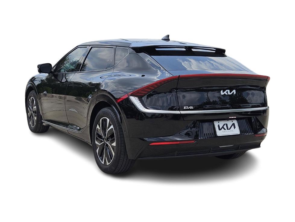 2024 Kia EV6 Wind 18
