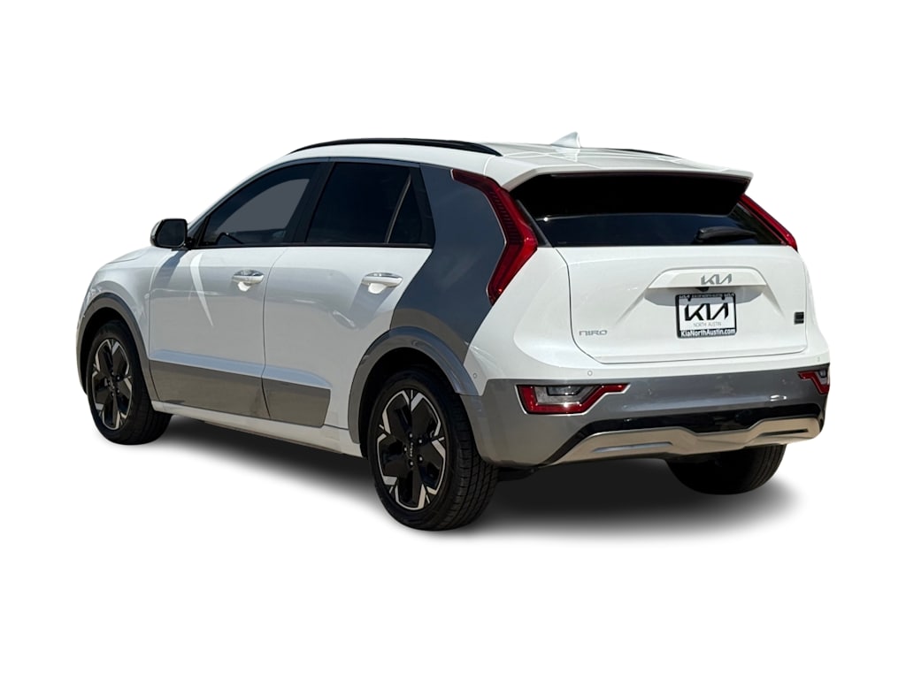 Thumbnail: 2023 Kia Niro - 4