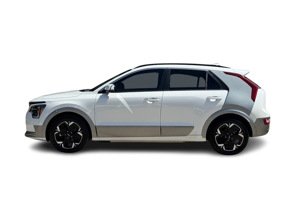 Thumbnail: 2023 Kia Niro - 3