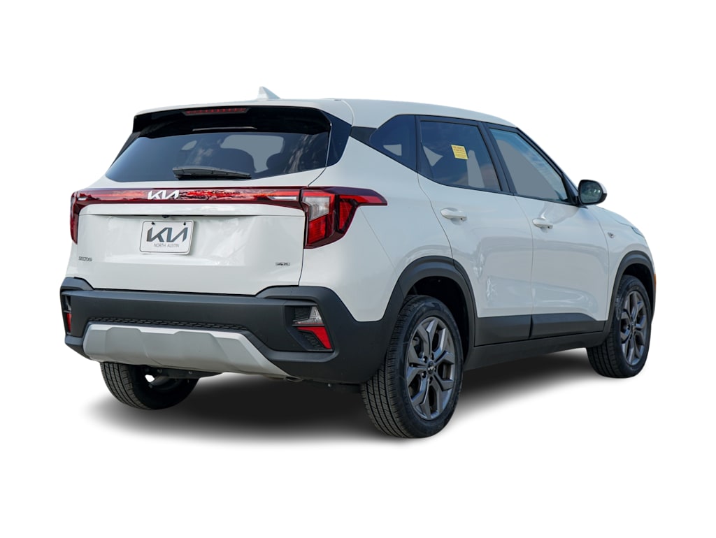 Thumbnail: 2024 Kia Seltos - 15