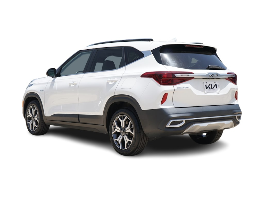 Thumbnail: 2022 Kia Seltos - 4