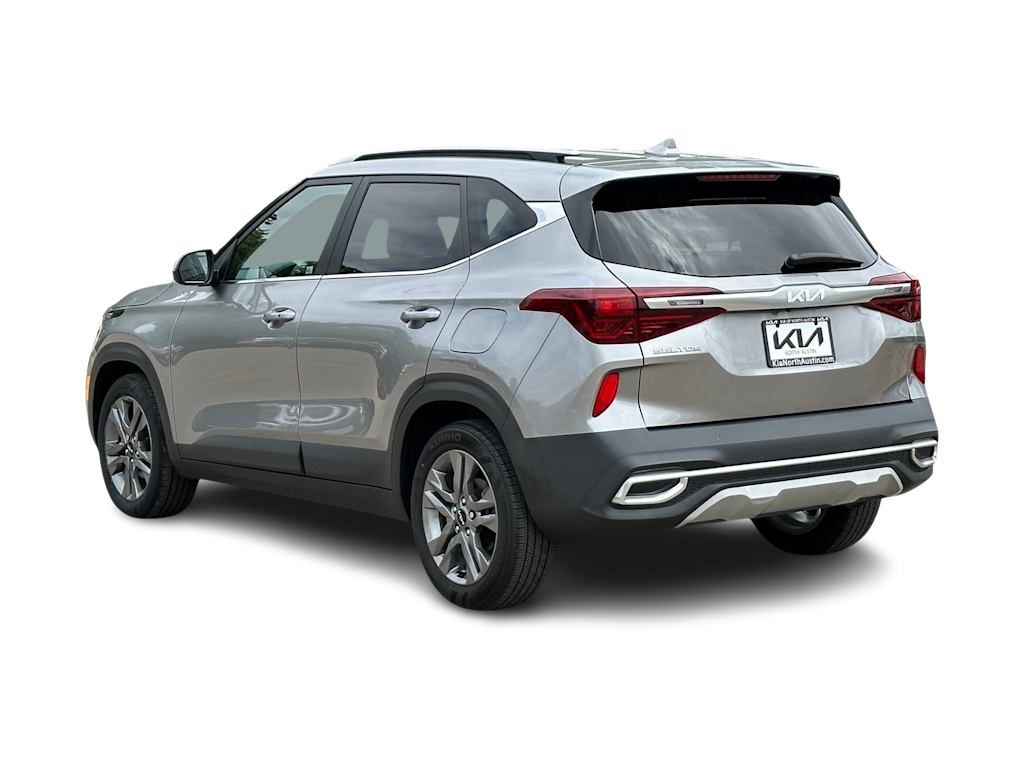 Thumbnail: 2022 Kia Seltos - 4